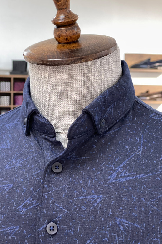 Nazef Dar Kesim Desenli İtalyan Yaka Lacivert Kısa Kollu T-Shirt 