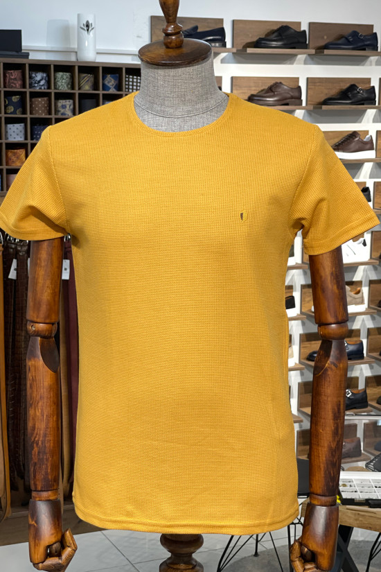 Nazef Dar Kesim Yüksek Kalite Kendinden Desenli Bisiklet Yaka Safran Likralı T-Shirt