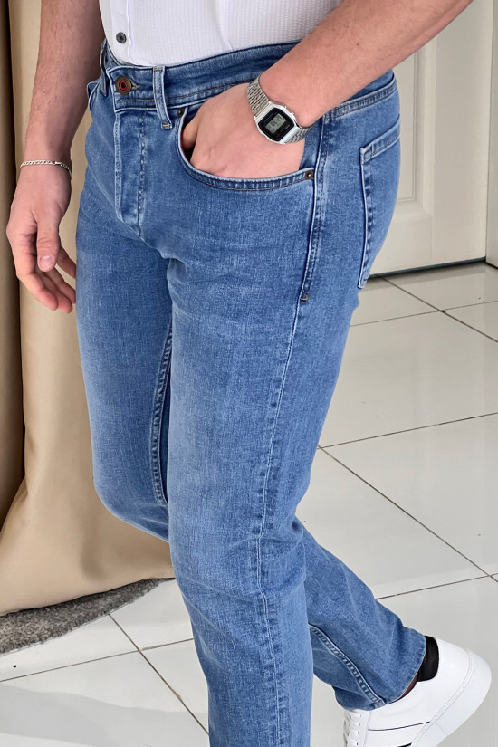 Nazef Dar Kesim Taşlanmış Mavi Kot Pantolon 