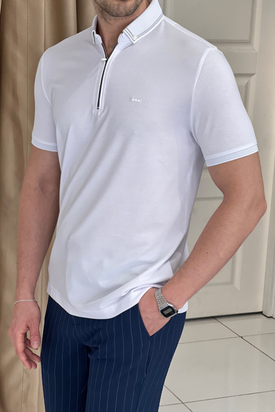 Nazef Dar Kesim Triko Yaka Fermuarlı Kısa Kollu Pamuk Beyaz T-Shirt 