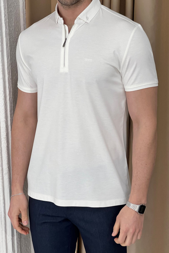 Nazef Dar Kesim İtalyan Yaka Fermuarlı Beyaz Kısa Kollu T-Shirt 